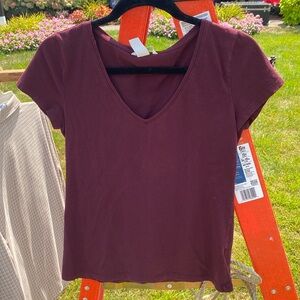 Maroon Womans v cut t-shirt